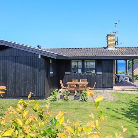 6 Person Holiday Home In Hesselager Buitenkant foto