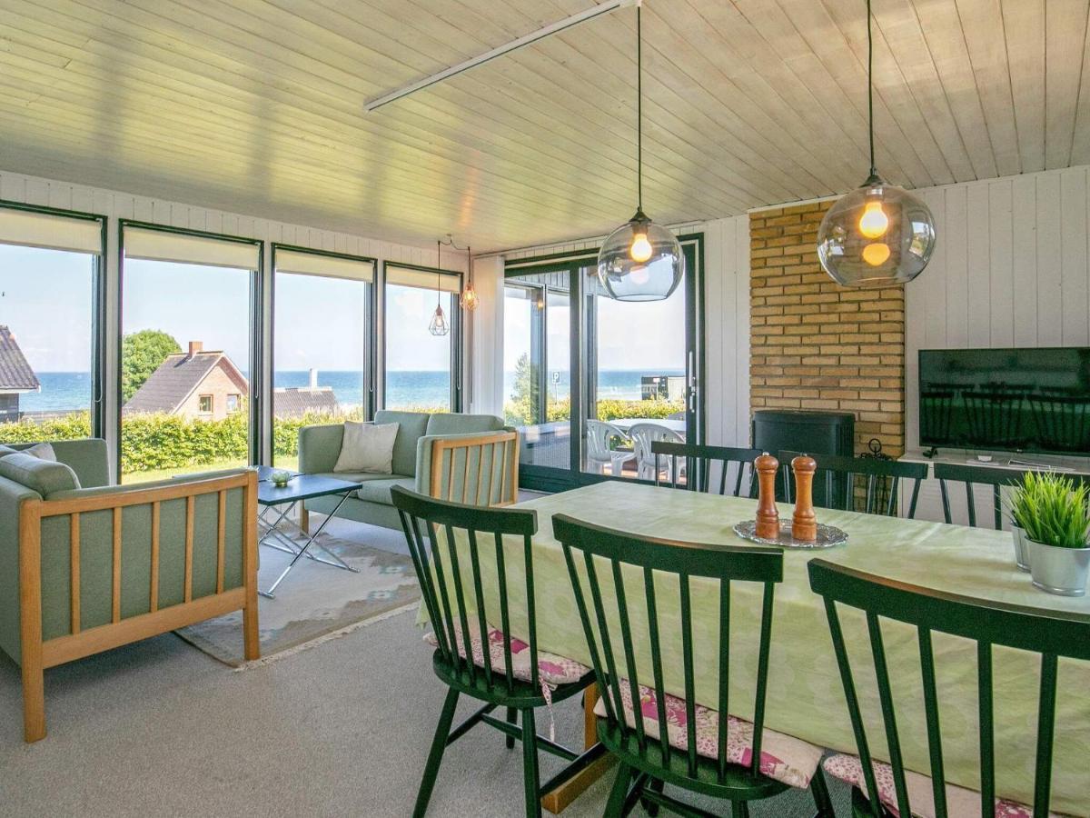 6 Person Holiday Home In Hesselager Kamer foto