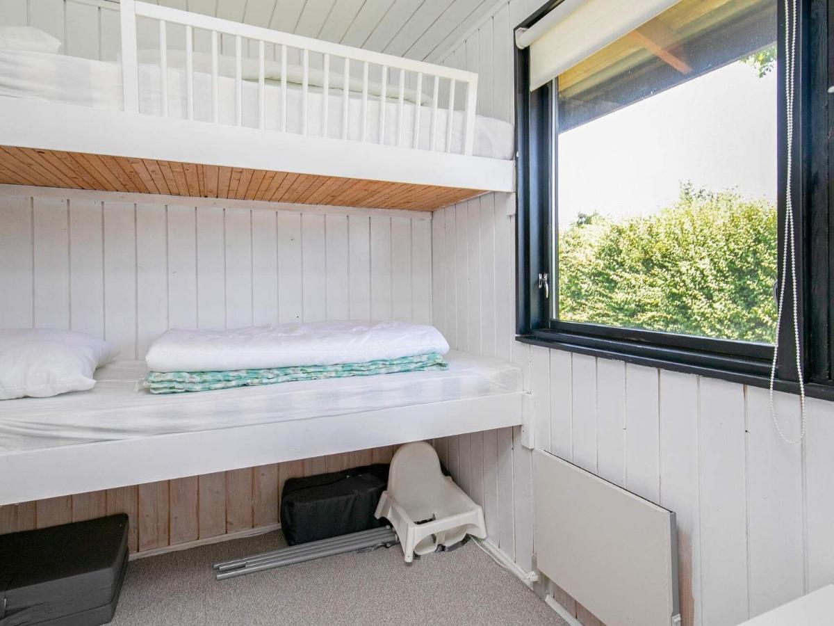 6 Person Holiday Home In Hesselager Buitenkant foto
